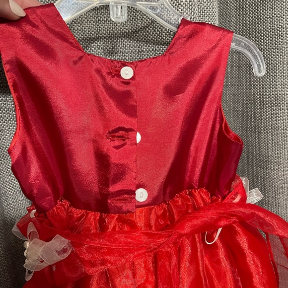 Baby Girl Red Tulle Dress Holiday Outfit with Beaded Belt - Picture 4 of 7